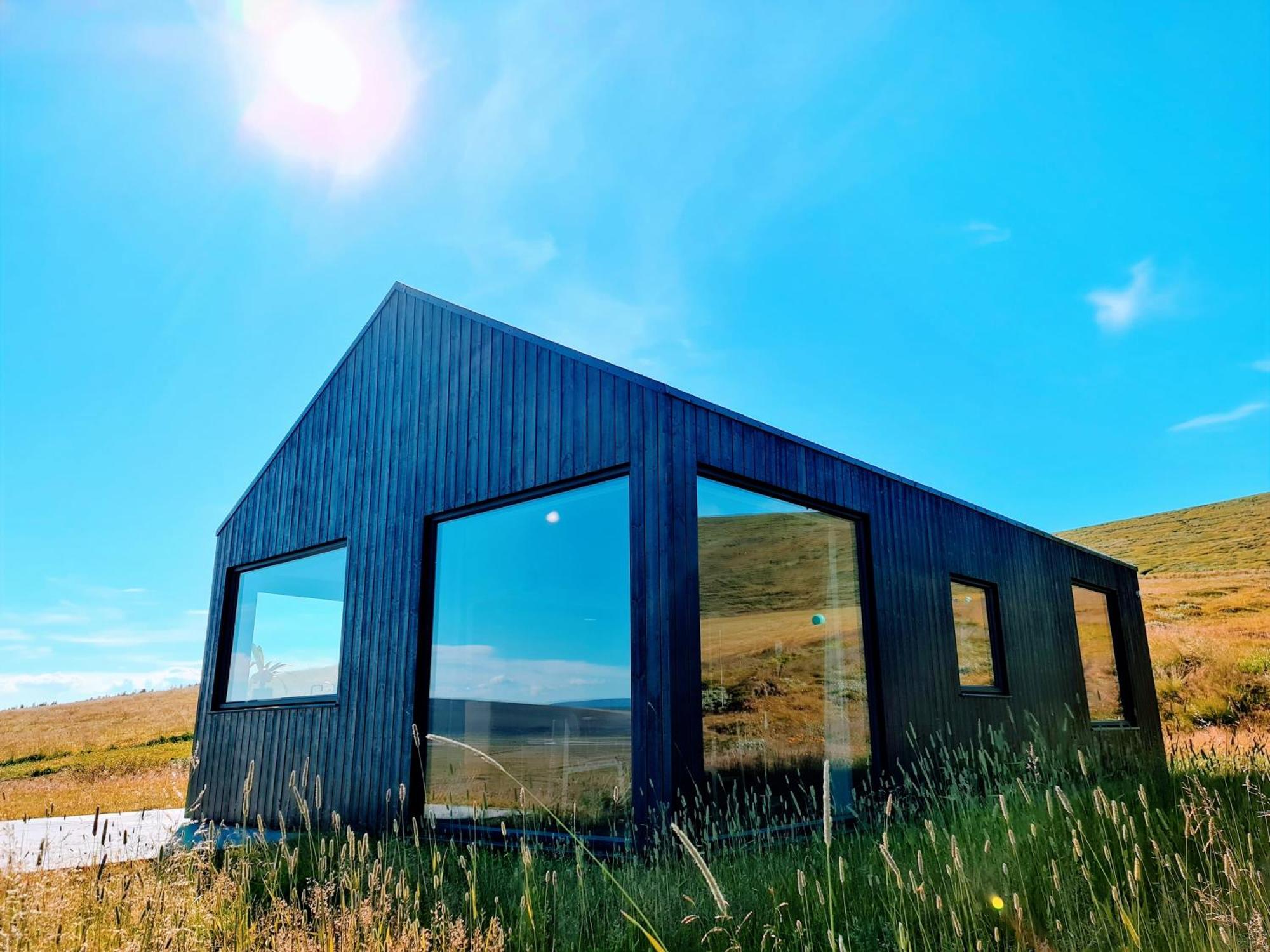 Svartaborg Husavik Exterior photo